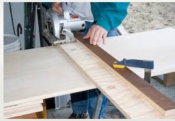 Cut plywood with using an easy plywood cutting table and your circular saw and guide.